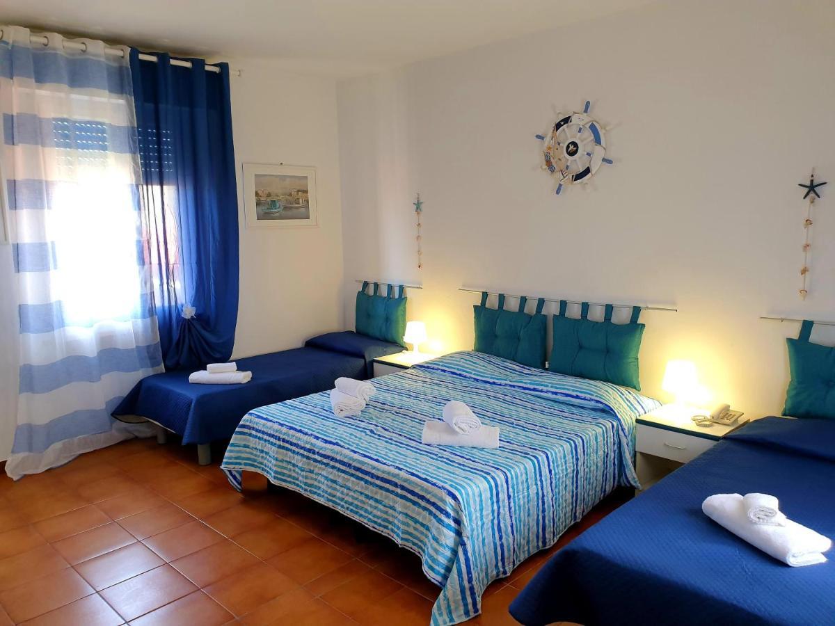 Hotel Villa Dei Gerani Розиньано Солве Экстерьер фото