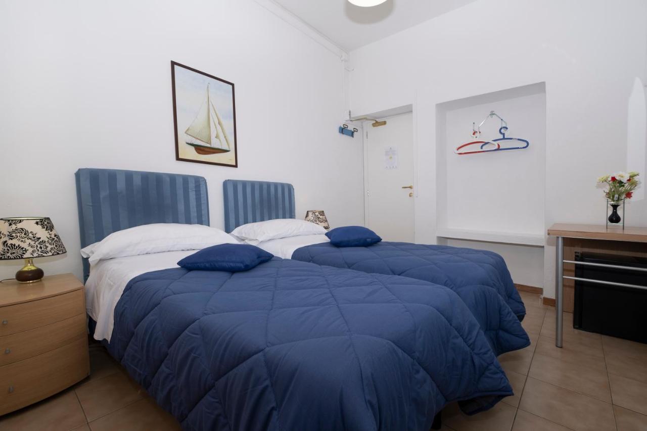 Hotel Villa Dei Gerani Розиньано Солве Экстерьер фото