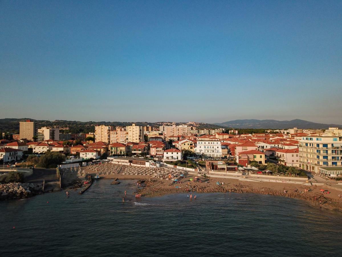 Hotel Villa Dei Gerani Розиньано Солве Экстерьер фото